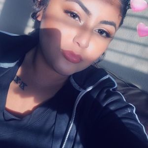 Meet your Posher, Fatima r